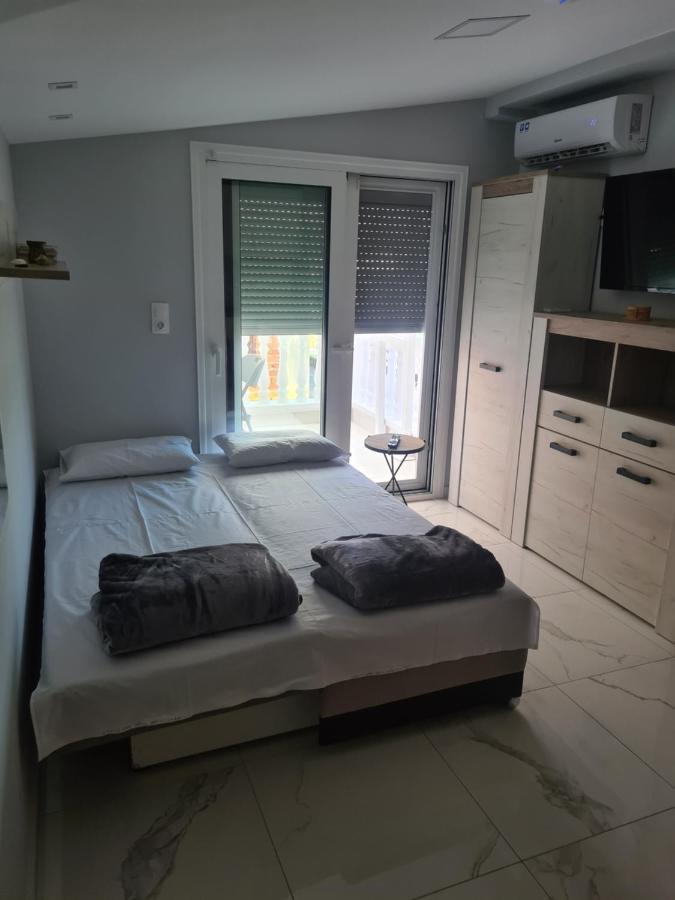 Apartments Nera Paralia-Apartment With Sea View Eksteriør bilde
